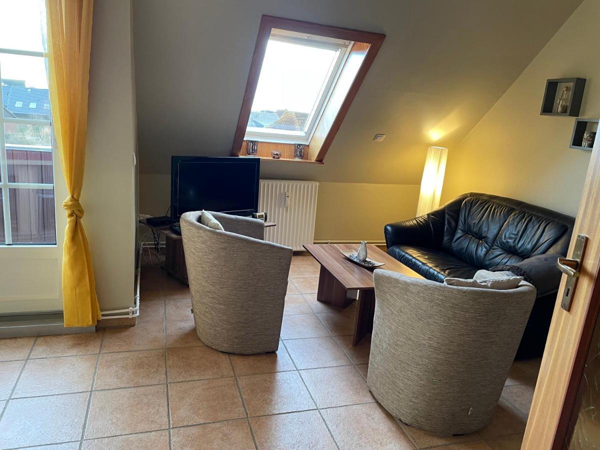 Modernisierte Ferienwohnung Friedrichskoog - Spitze, Gegenueber Mutter-Kind-Klinik Exterior foto